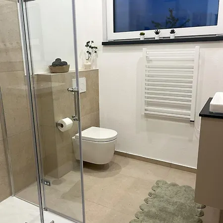 Apartman 2-bedroom At Hahn Airport Bärenbach