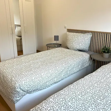 2-bedroom At Hahn Airport *
